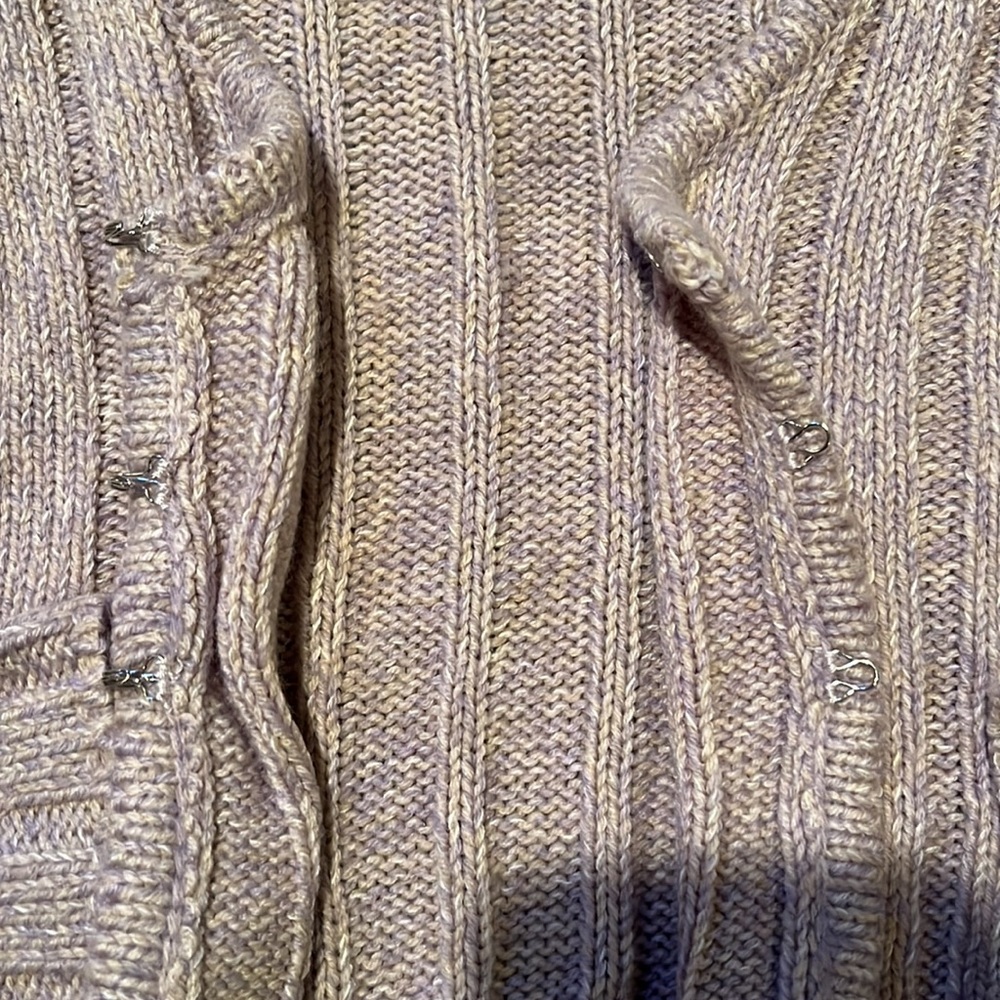 Garage sweater - Picture 3 of 4